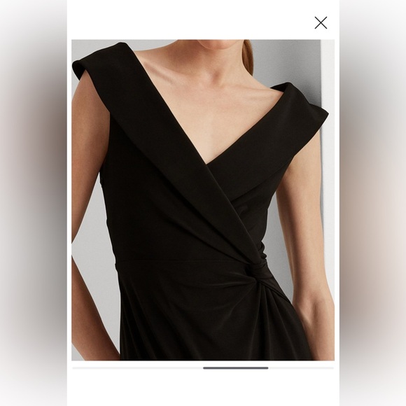 RALPH LAUREN
Women's Jersey Off-the-shoulder Side-slit Column Gown In Black - Picture 3 of 15